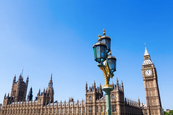 Big Ben och Westminster Palace i London, England — Stockfoto