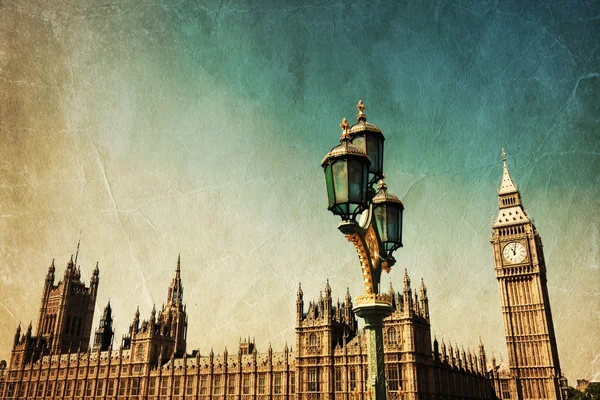 大笨钟和英国伦敦的威斯敏斯特宫的复古风格图片 — 图库照片