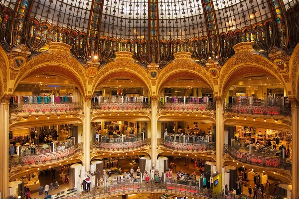 Galeries lafayette v Paříži — Stock fotografie