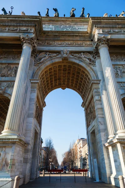 Arco Della Pace в Милане, Италия — стоковое фото