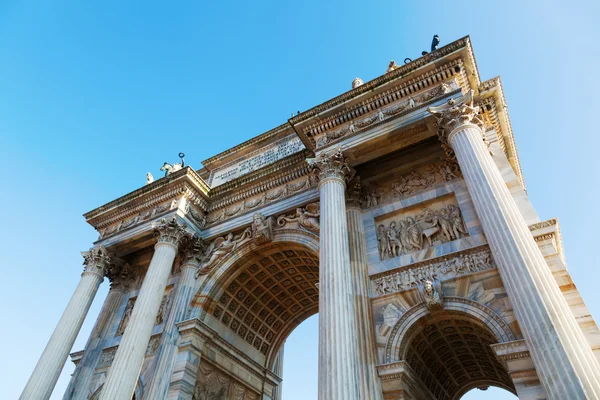 Arco Della Pace в Милане, Италия — стоковое фото