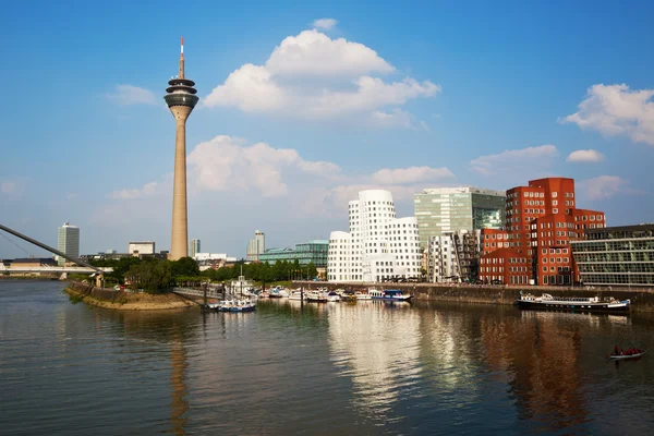 View of the modern buildings at the Media Harbor in Düsseldorf, Germany — Stock Photo, Image