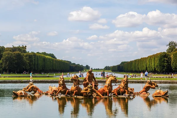 Springvand i haven på Versailles-paladset - Stock-foto