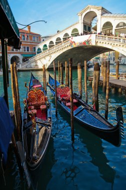 İtalya, Venedik 'te Rialto Köprüsü