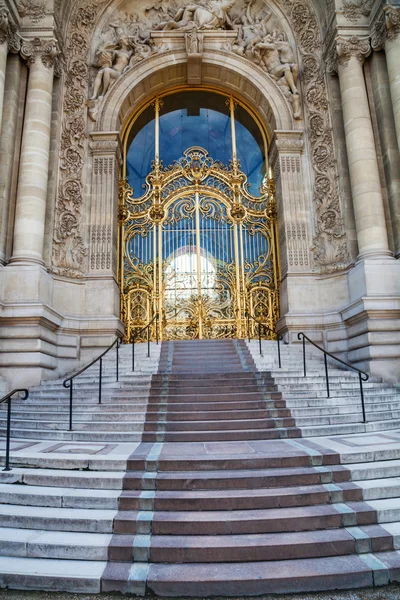 Vstup Petit Palais v Paříž, Francie — Stock fotografie