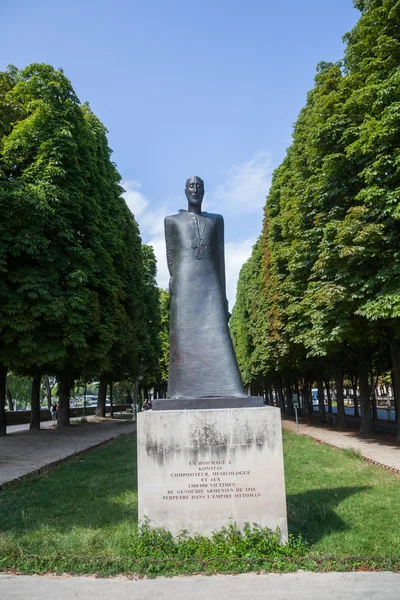 Monument Hommage een Komitas in Parijs, Frankrijk — Stockfoto