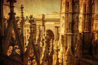 Milan, İtalya Milano Katedrali'nin Kulesi resmini Vintage tarzı