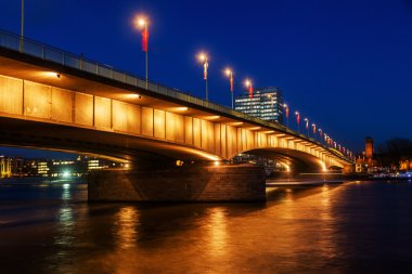 Köln, gece
