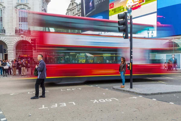 Piccadilly circus w Londyn, uk — Zdjęcie stockowe