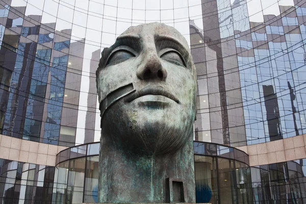 Sculpture of the famous sculpturist Igor Mitoraj in La Defense, Paris, France — Stock Photo, Image
