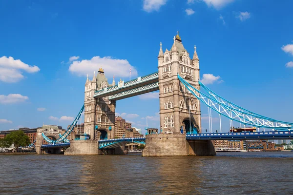 Tower Bridge à Londres, Royaume-Uni — Photo