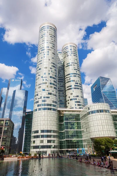 Coeur Defense Tower en La Defense, París, Francia — Foto de Stock