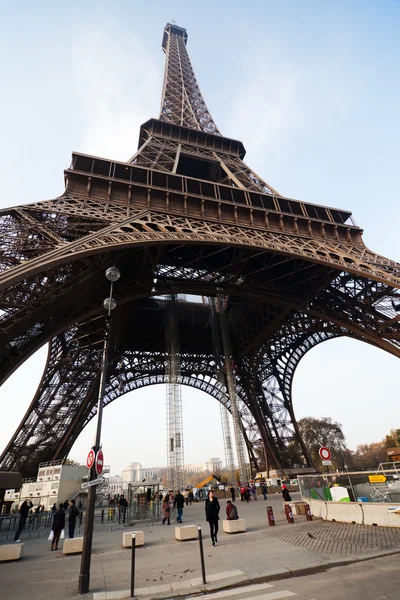 Eiffeltoren in Parijs — Stockfoto