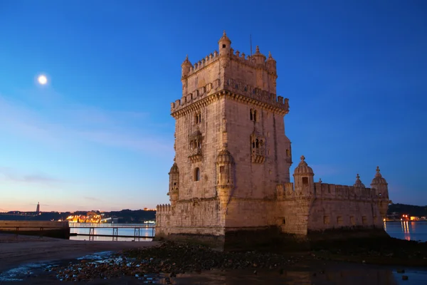 Torre de Belem a Lisbona, Portogallo, all'alba — Foto Stock