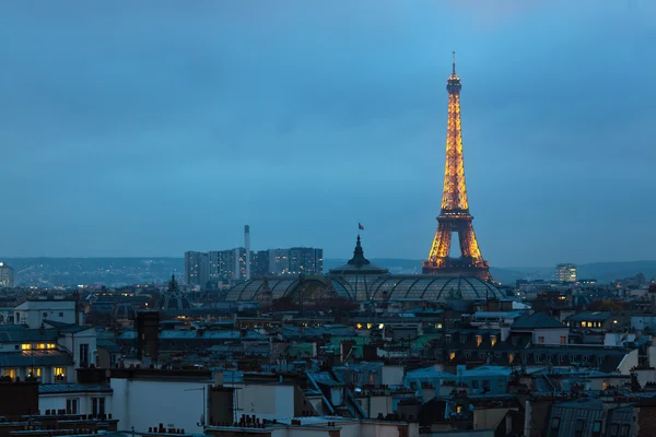Stadsbilden i Paris på natten — Stockfoto