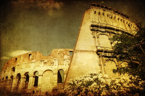 Vintage stijl foto van het colosseum in Rome, Italië — Stockfoto