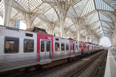 Tren istasyonu Estacao yapmak Oriente Lizbon, Portekiz