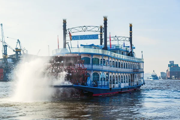 Louisiana Star sternwheeler i Hamburg, Tyskland — Stockfoto