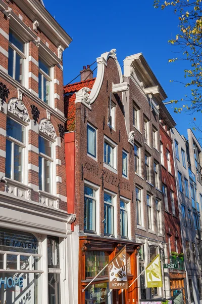 Vistas a la ciudad en Amsterdam, Países Bajos — Foto de Stock