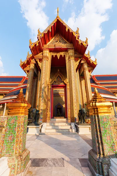 Wat Ratchabophit em Bangkok, Tailândia — Fotografia de Stock