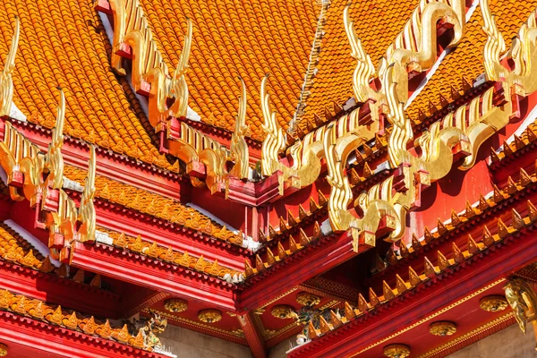 Dak van Wat Benchamabophit in Bangkok Thailand — Stockfoto