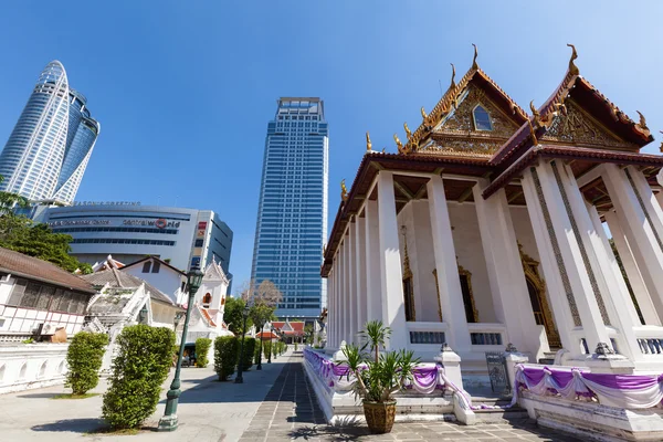 Wat Pathum Vanaram in Bangkok, Thailand — Stock Photo, Image