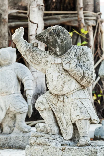 Socha v chrámu Wat Suthat, Bangkok, Thajsko — Stock fotografie