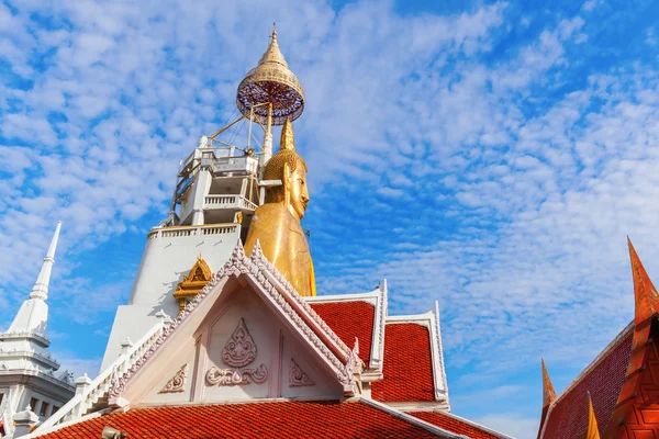 Chrám Wat Intharawihan v Bangkoku — Stock fotografie