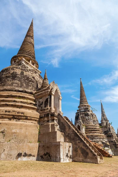 Wat Phra Si Sanphet, ruïne van een voormalige Koninklijke tempel in Ayutthaya, Thailand — Stockfoto