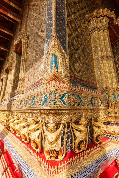 Wat phra kaew Temple i Bangkok, thailand – stockfoto