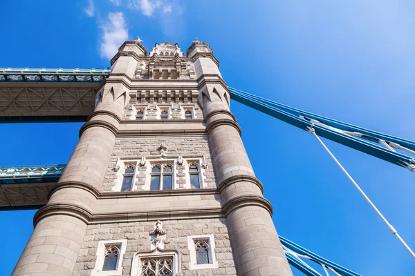 Turm der Tower Bridge in London, Großbritannien — Stockfoto