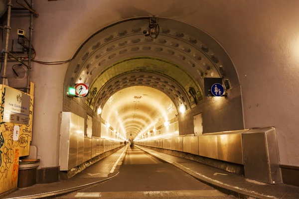 Velho túnel Elba em Hamburgo, Alemanha — Fotografia de Stock