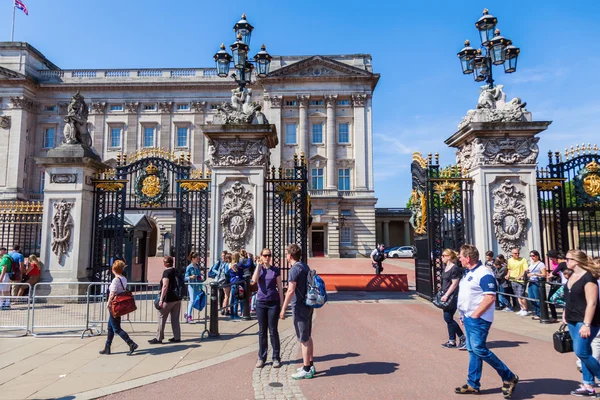 Im Buckingham Palace in London, Großbritannien — Stockfoto