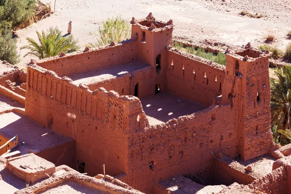 Историческая горная деревня Айт-Бен-Хадду — стоковое фото