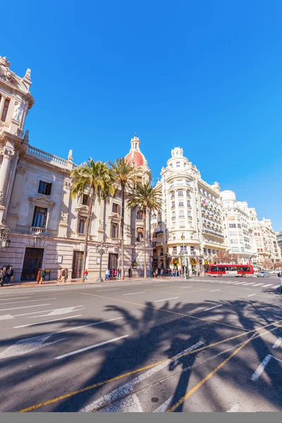 Plaza Ayuntamiento med det historiska stadshuset i Valencia, Spanien — Stockfoto