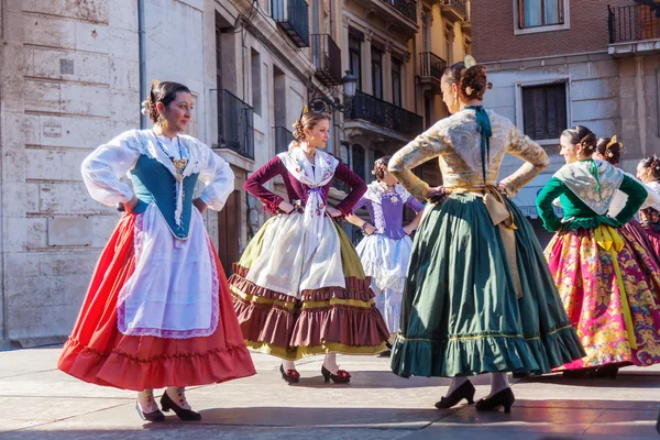 Dança folclórica em Valência, Espanha — Fotografia de Stock