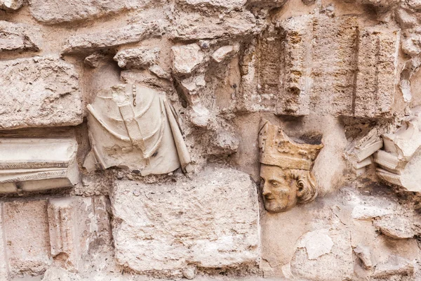 Detail op de gevel van de kerk Santa Catalina in Valencia, Spanje — Stockfoto