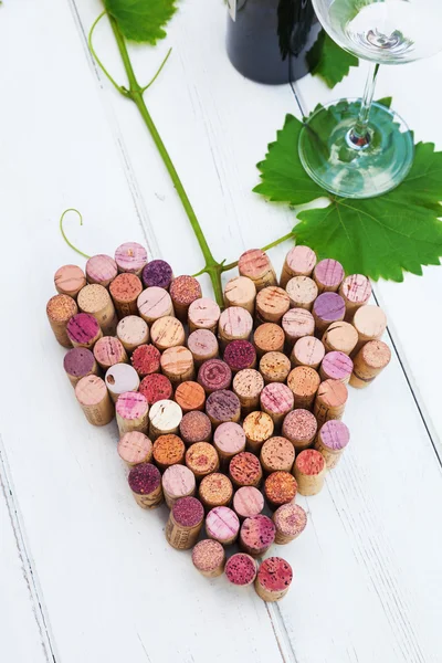 Stylized picture of a wine grape with wine cork — Stock Photo, Image