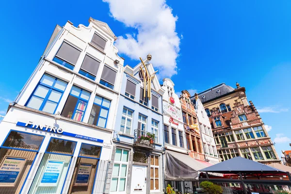 Old houses at the Vridagsmarkt in Ghent, Belgium — 图库照片