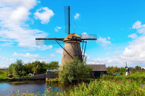 Szélmalmok Kinderdijk, Hollandia — Stock Fotó
