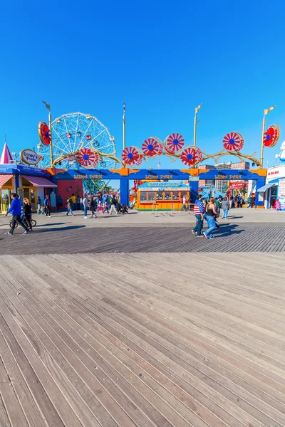 Luna Park em Coney Island, NYC — Fotografia de Stock