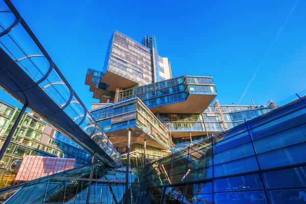 Edificio moderno del NordLB en Hannover, Alemania — Foto de Stock