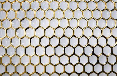 Lüks dekorasyon için beyaz mermer üzerine altın desenli