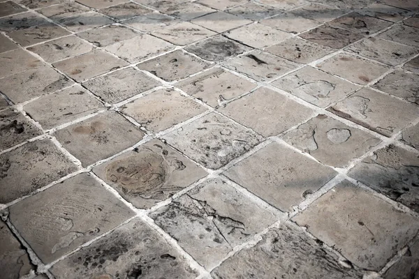 古いセメント石の床屋外の散歩道 — ストック写真