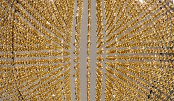 抽象的な装飾背景のための黄金のドロップパターン — ストック写真