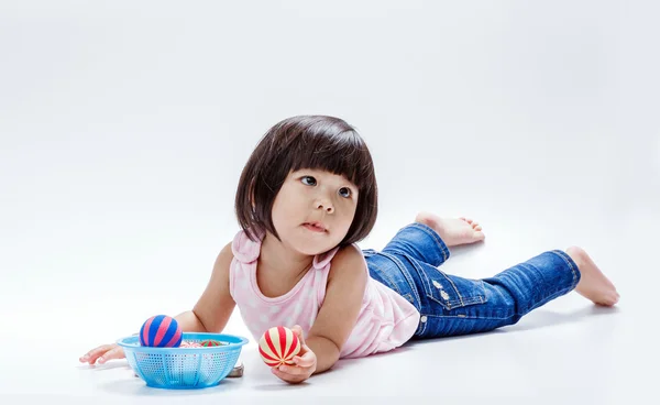 Asian girl play colour ball — Stock Photo, Image