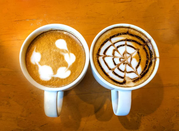 Latte sanat tasarım kupa — Stok fotoğraf