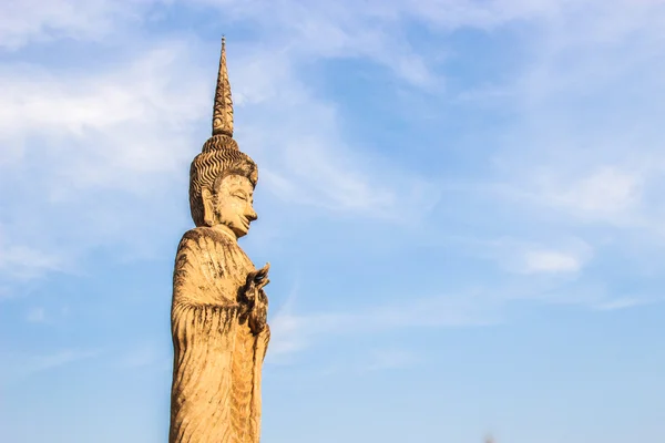 Hinduistické socha Buddhy v Sala Kaew Ku Nongkhai Thajsko — Stock fotografie