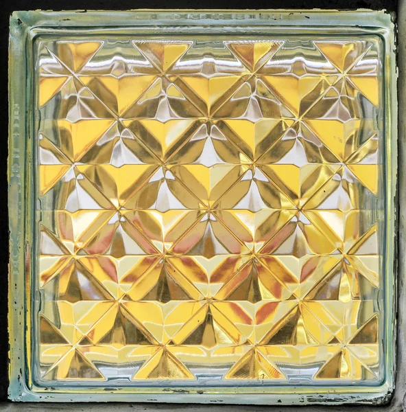 Superfície bloco de vidro de ouro em estilo quadrado — Fotografia de Stock