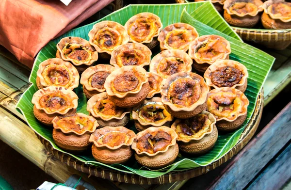 Thailändisches Dessert im Krebstopf — Stockfoto